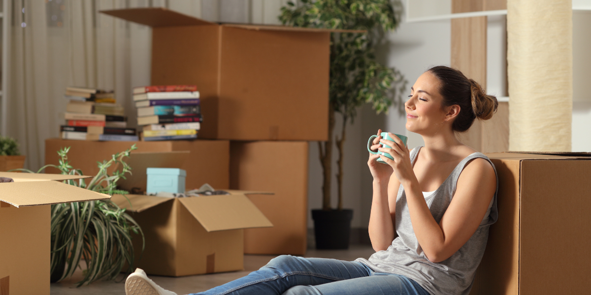 Picture of a woman moving house without all the stress