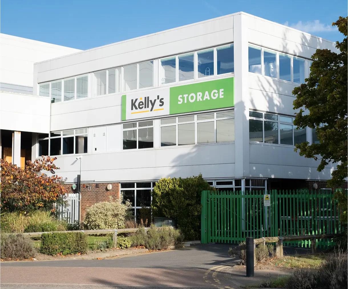 Kellys-storage-warehouse-1.webp